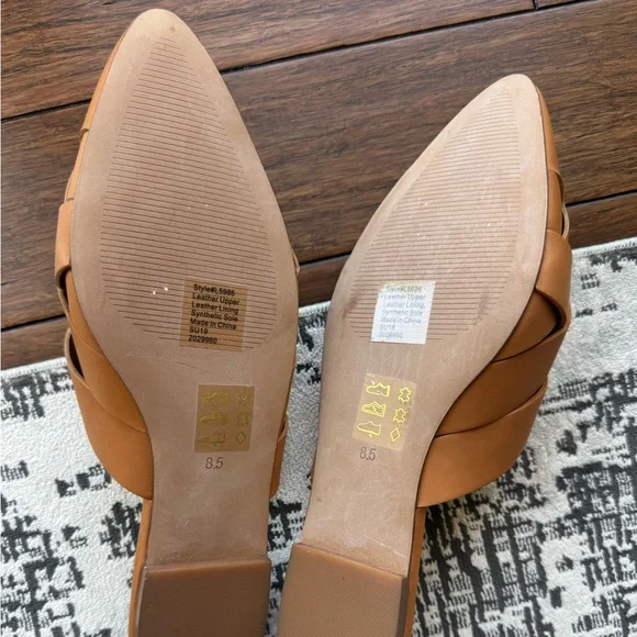 Madewell tan leather shoes - Picture 2 of 2